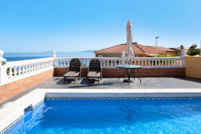 Agradable casa con piscina Algeciras